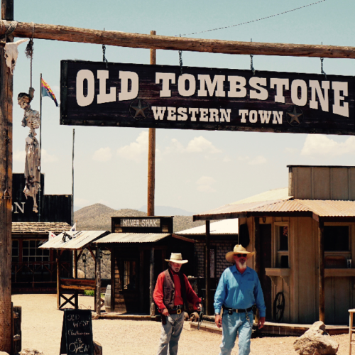 How to Celebrate the Holiday Season Like A True Texan